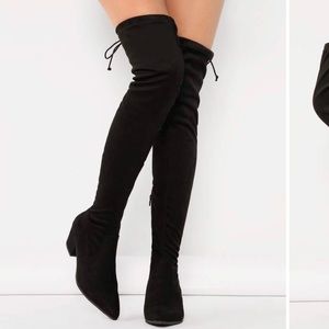 HEELED BOOTS